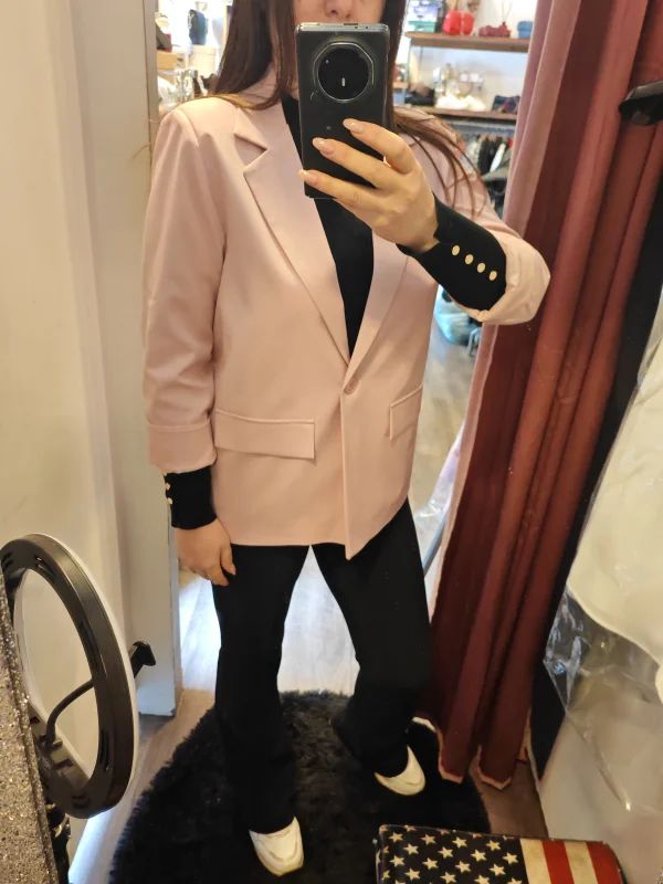 KIARA CONTINI  | Non solo moda 