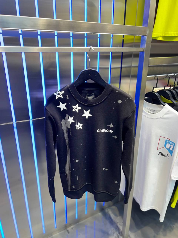 Givenchy Sweater Stars Black  | MASSIMOLUXURYOUTLET