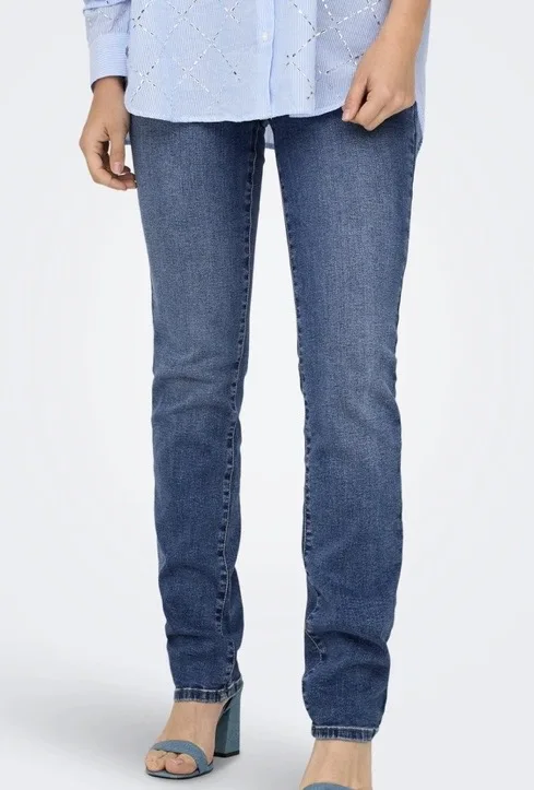 Jean medium slim | Jus de coco 