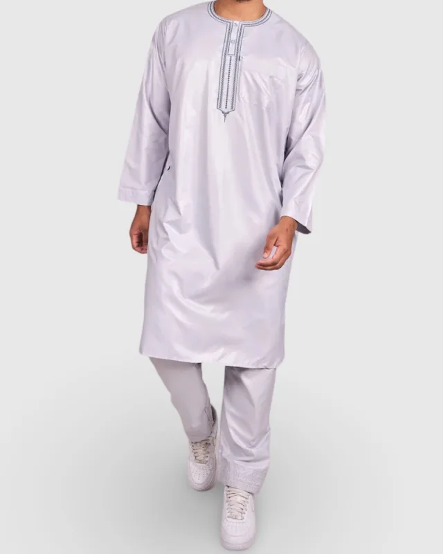 ENSEMBLE 2 PIÈCES – QAMIS & PANTALON GRIS | AMCOSMETIK