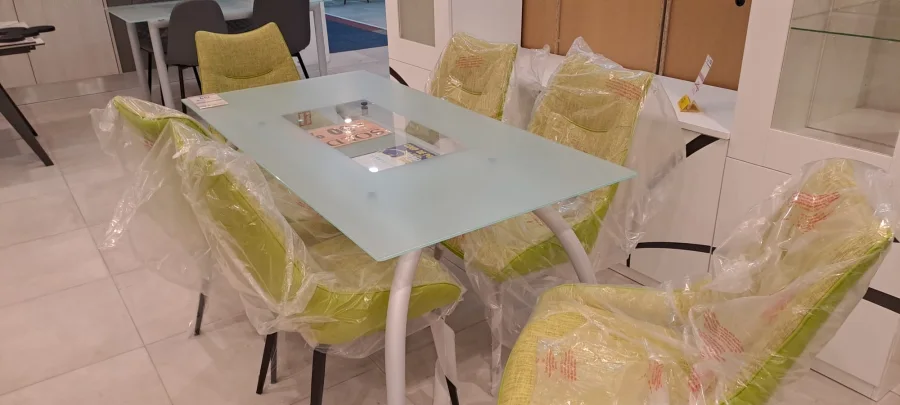 Chaise rotative en velours  | MULTI-AFFAIRES