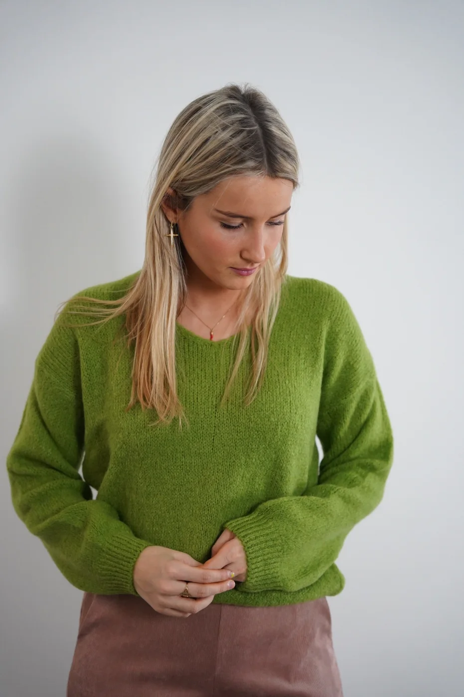 V-Neck Jumper | Salsa Color