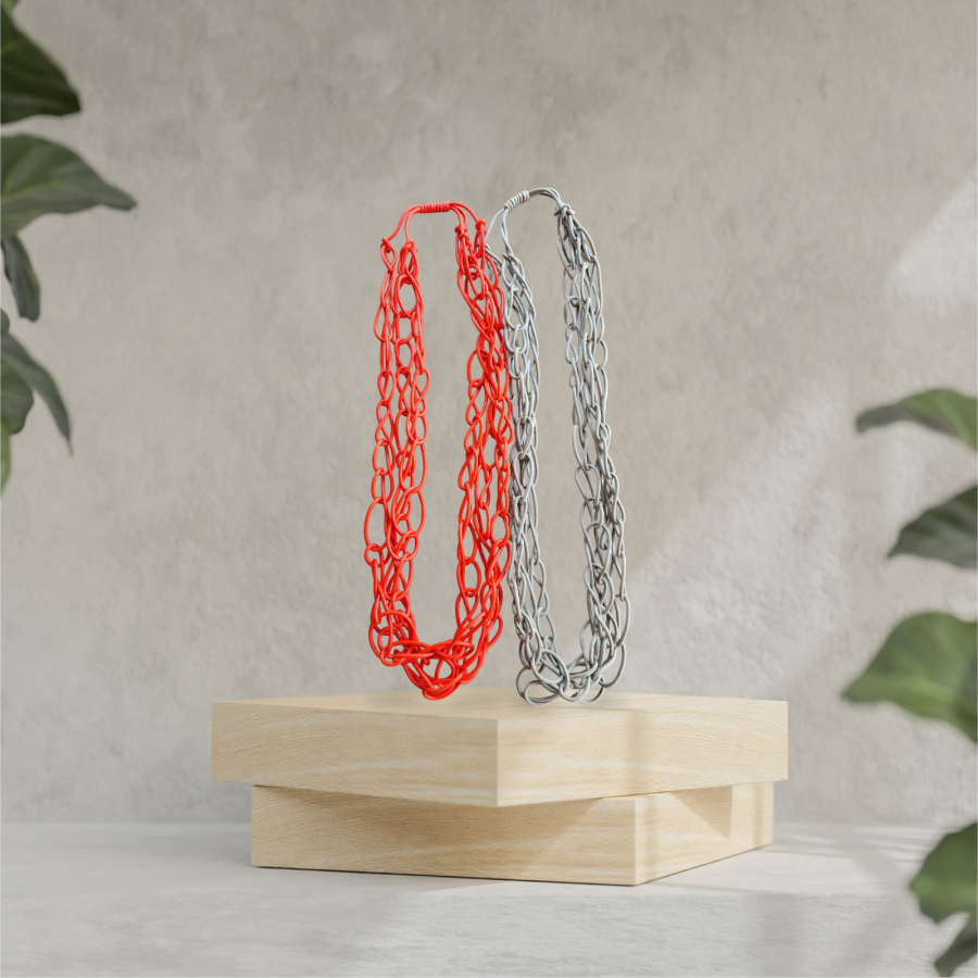 Long collier en mailles caoutchouc  | Chouettes vêtements 