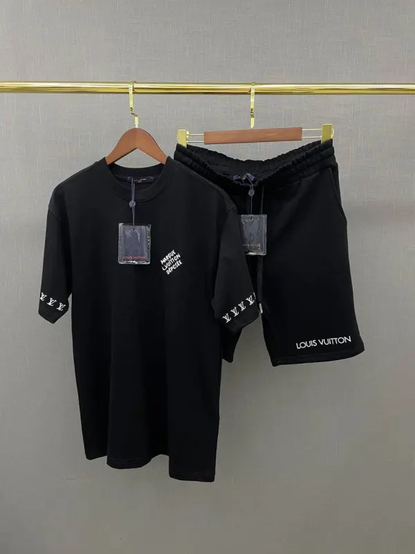 Louis Vuitton Short And T-Shirt Set Black | MASSIMOLUXURYOUTLET