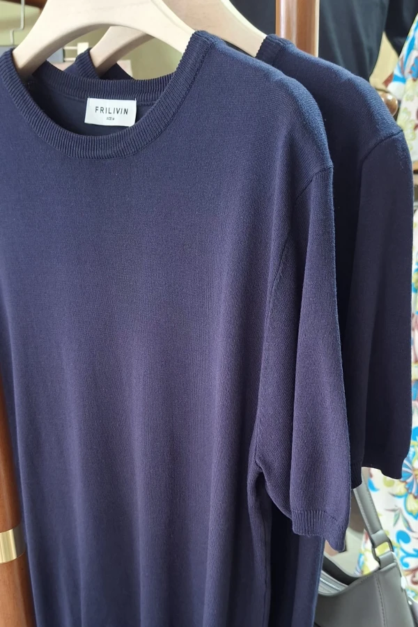 T-Shirt malha Basica Marinho  FRILIVIN Cod.688 | definne