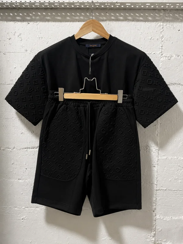 Louis Vuitton Tracksuit Embossed Monogram Black | 