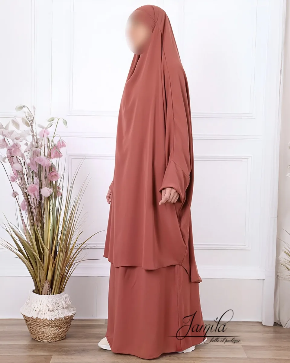 JILBAB 2 PIÈCES AVEC JUPE TERRACOTA ROSÉ – CONFORT ET ÉLÉGANCE | AMCOSMETIK