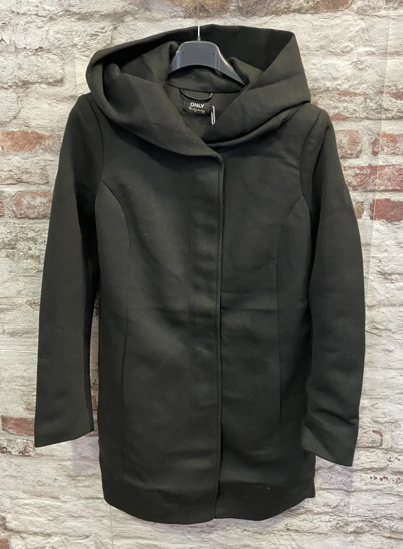 Manteau capuche | Jus de coco 