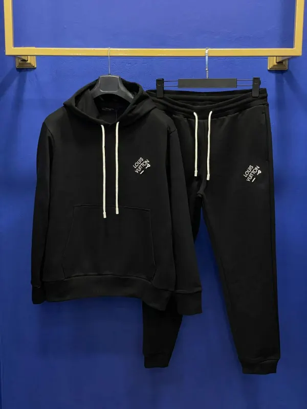 Louis Vuitton Tracksuit Black  | MASSIMOLUXURYOUTLET