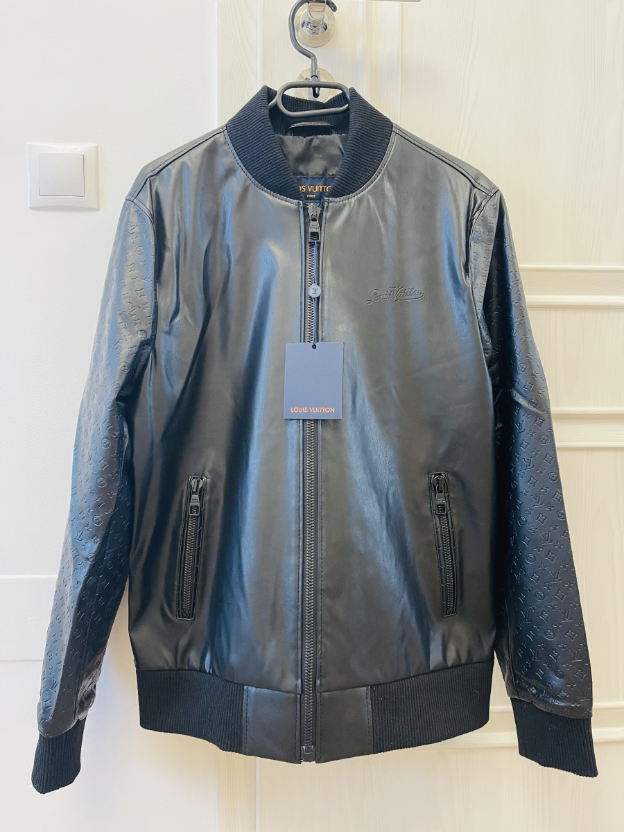 Louis Vuitton Giacca Bomber Black Monogram | MASSIMOLUXURYOUTLET