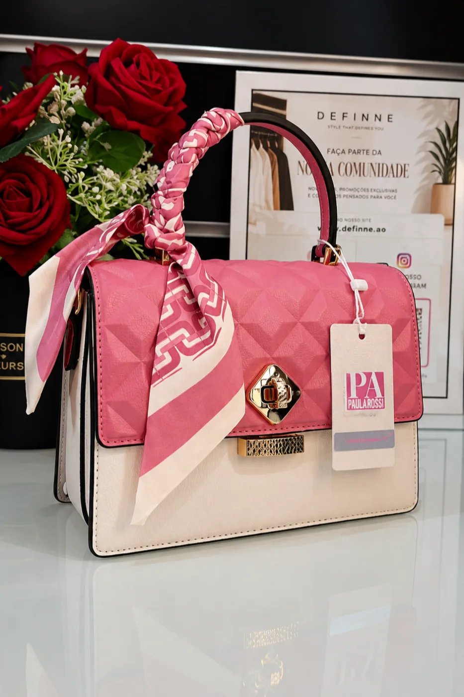 Mala de Senhora Paulo Rossi em White/Fuxia | definne