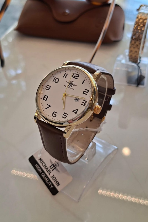 Relógio Michael Jonh Classic Leather Brown & Gold Fundo Branco Cod 2023 | definne
