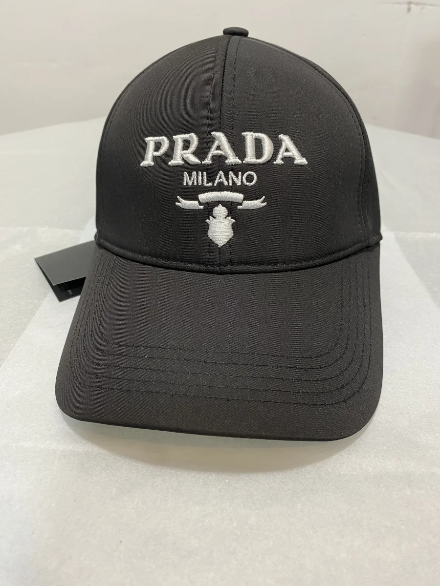 Prada Milano Cap Black/White  | MASSIMOLUXURYOUTLET