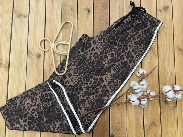 Pantalon leo fluide marron  | Lena in Love 