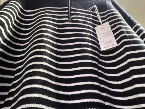 Pull xl noir | Astra boutique 