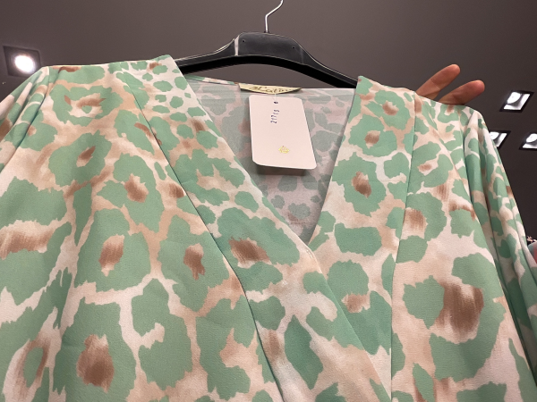 Che | Astra boutique 