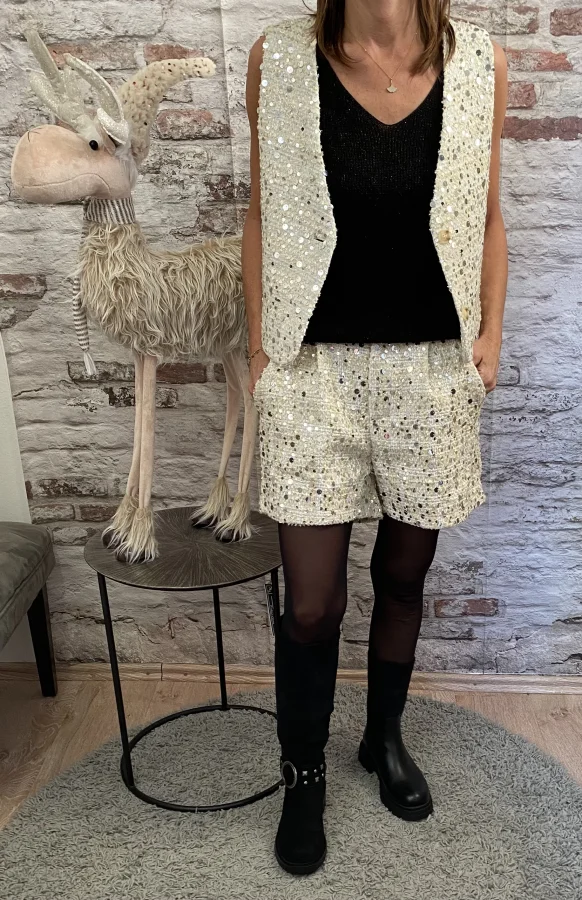 Short pailleté  | Jus de coco 