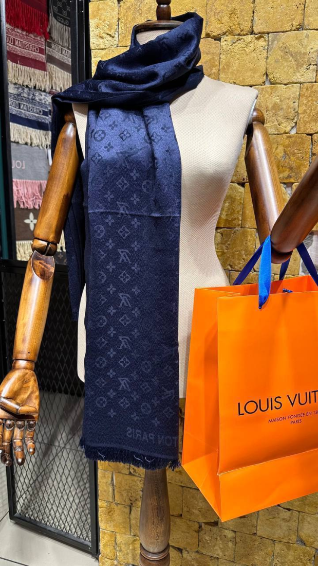 Louis Vuitton Scarves Double face Blue Unisex | MASSIMOLUXURYOUTLET