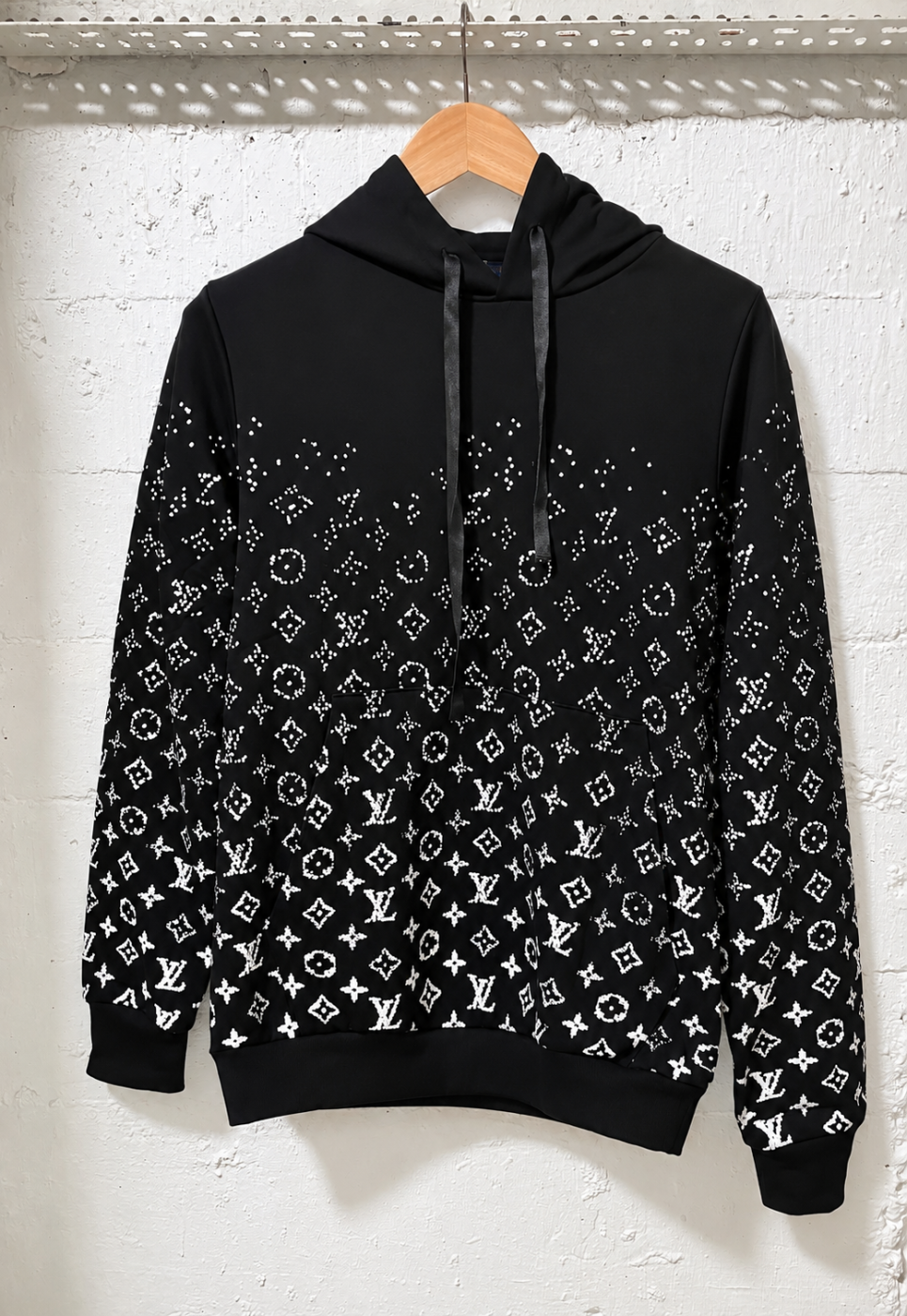 Louis Vuitton Monogram Gradient Pattern Hoodie Black | 