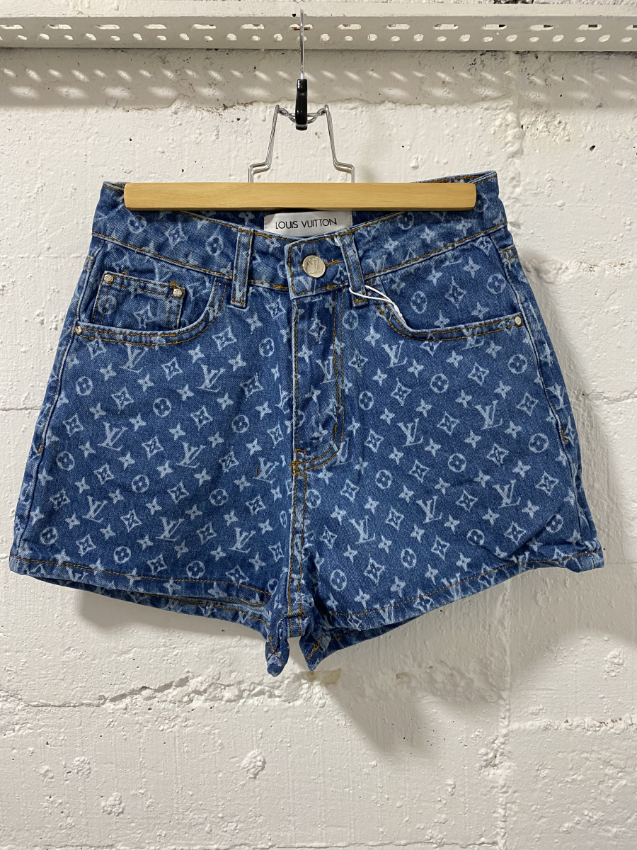 Louis Vuitton Women Short Blue | MASSIMOLUXURYOUTLET