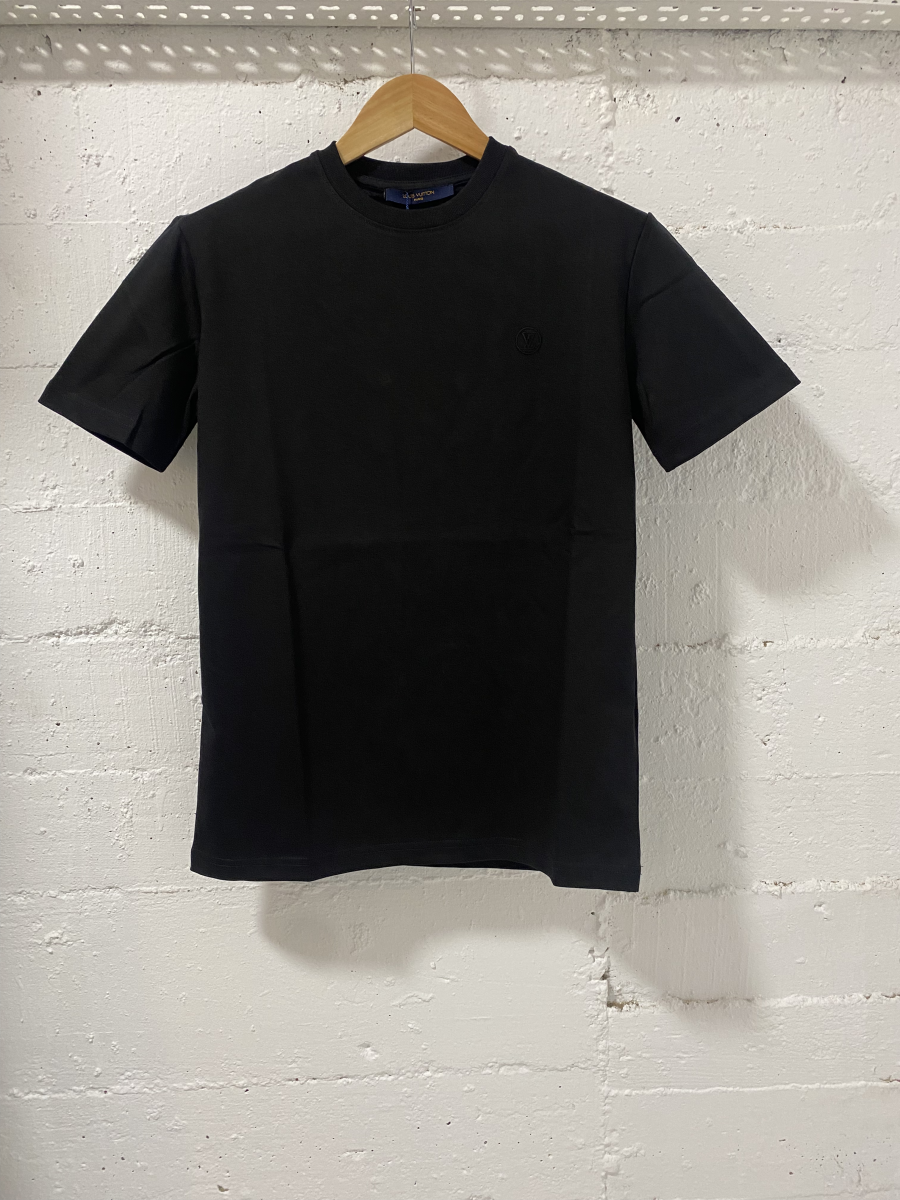Louis Vuittonr T-Shirt Black LV In Black | MASSIMOLUXURYOUTLET