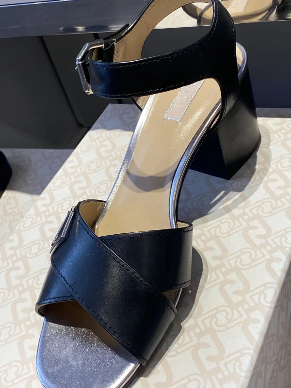 Ssndales | Astra boutique 