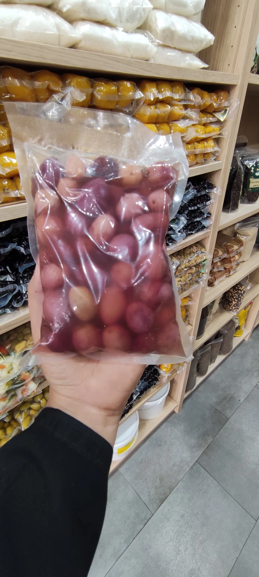 Olive rouge زيتون أحمر طبيعي | DARLWARD
