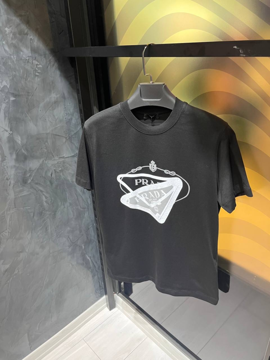 Prada Milano T-Shirt Black  | MASSIMOLUXURYOUTLET