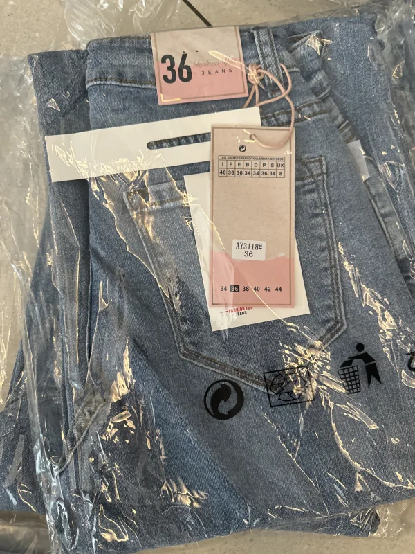 Jean 3118 | Astra boutique 