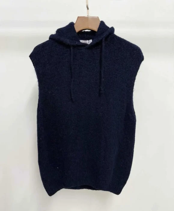 Pull sans manche capuche baby alpaga | Jus de coco 