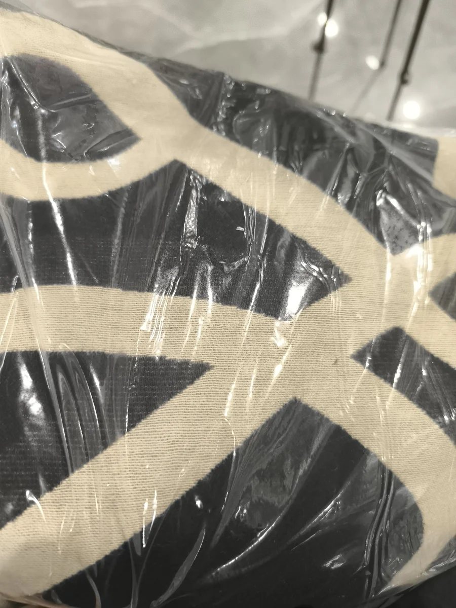 Écharpes noire | Dresses of my World