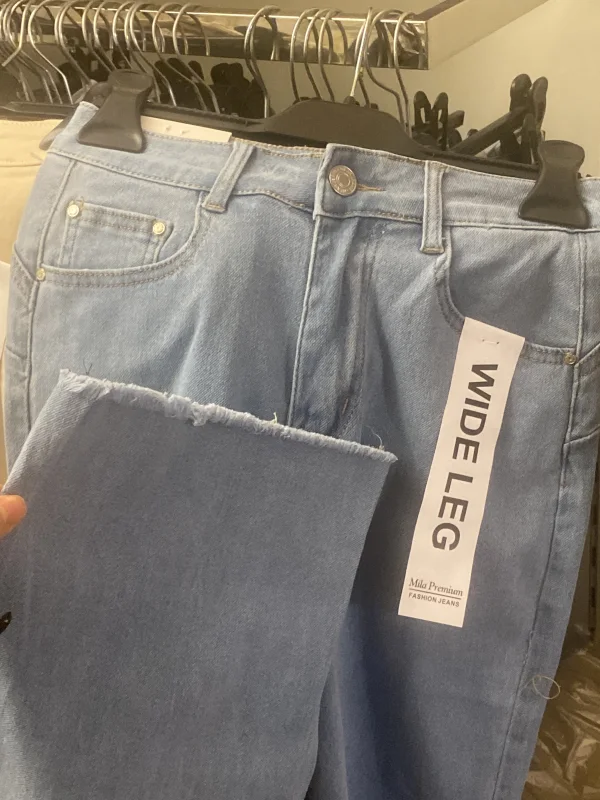 Jeans  | Astra boutique 