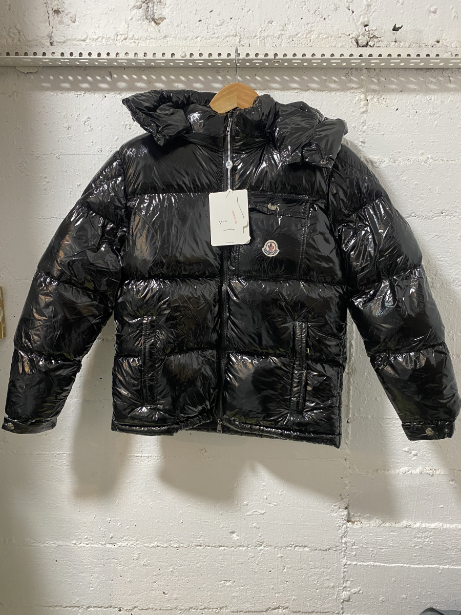 Moncler Women Down Filling Jacket Black Bright | 