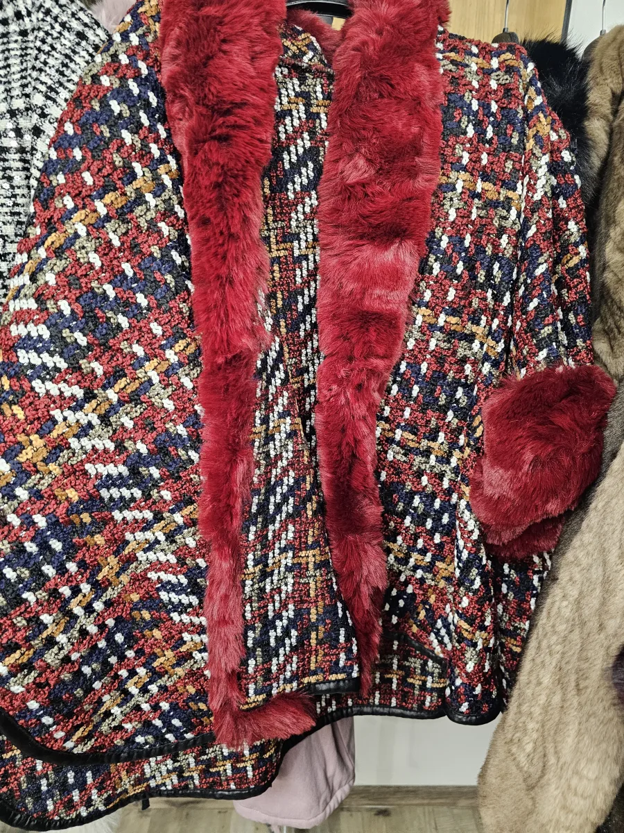 Cape Aurelie | Dresses of my World