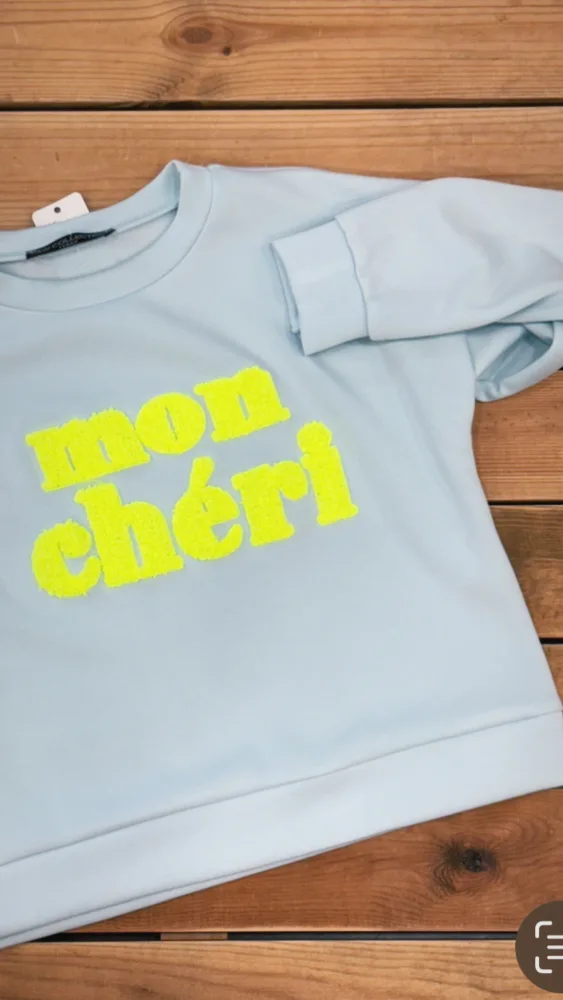 Sweat bleu ciel mon cheri  | Lena in Love 