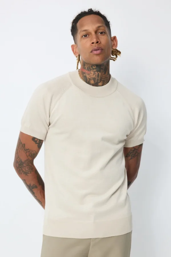 PRÉ-RESERVA T-Shirt Básica de malha Beje | definne