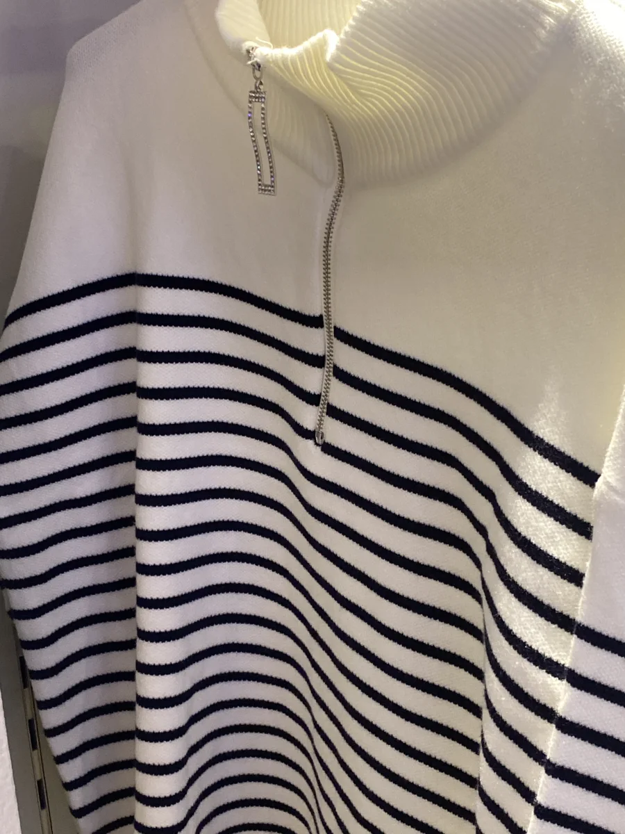 Pull bl sm | Astra boutique 