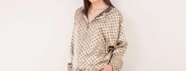 Louis Vuitton Sweatshirt Hoodie With Zipper Beige  | MASSIMOLUXURYOUTLET