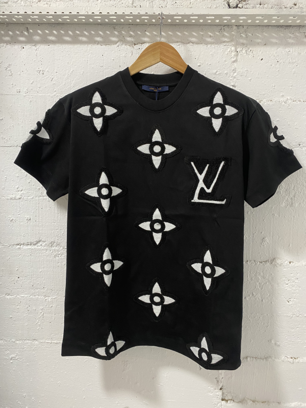 Louis Vuitton T-Shirt Black/White  | MASSIMOLUXURYOUTLET