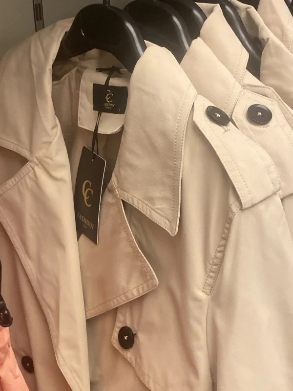 trench | Astra boutique 