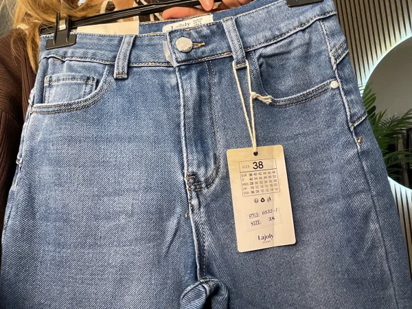 Jeans | Astra boutique 