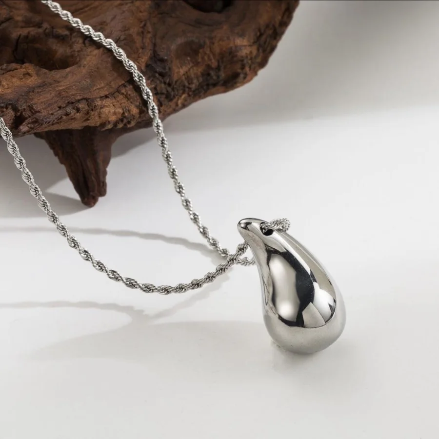 WATER DROPLET Necklace Silver  | 💖 𝕄𝕠𝕕𝕖𝕝 𝔻𝕠𝕝𝕝 💖