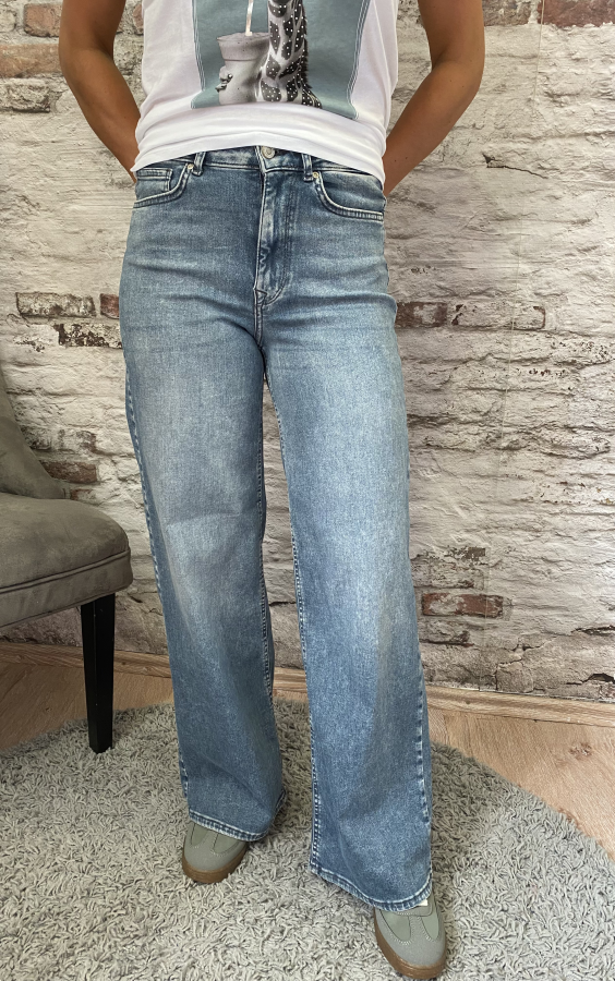 Jean wide | Jus de coco 