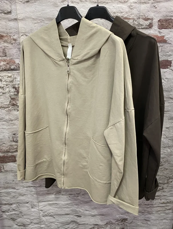 Sweat a capuche | Jus de coco 
