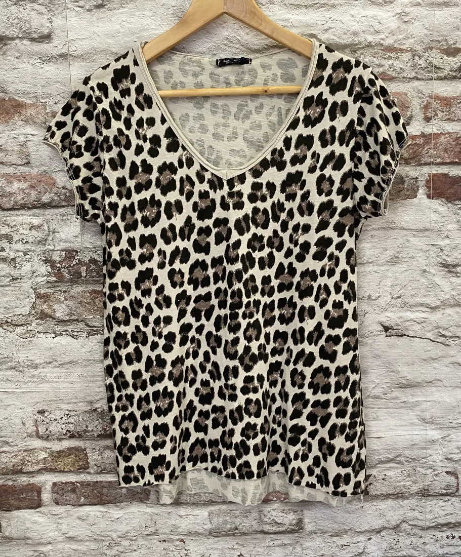 Tee shirt léopard  | Jus de coco 