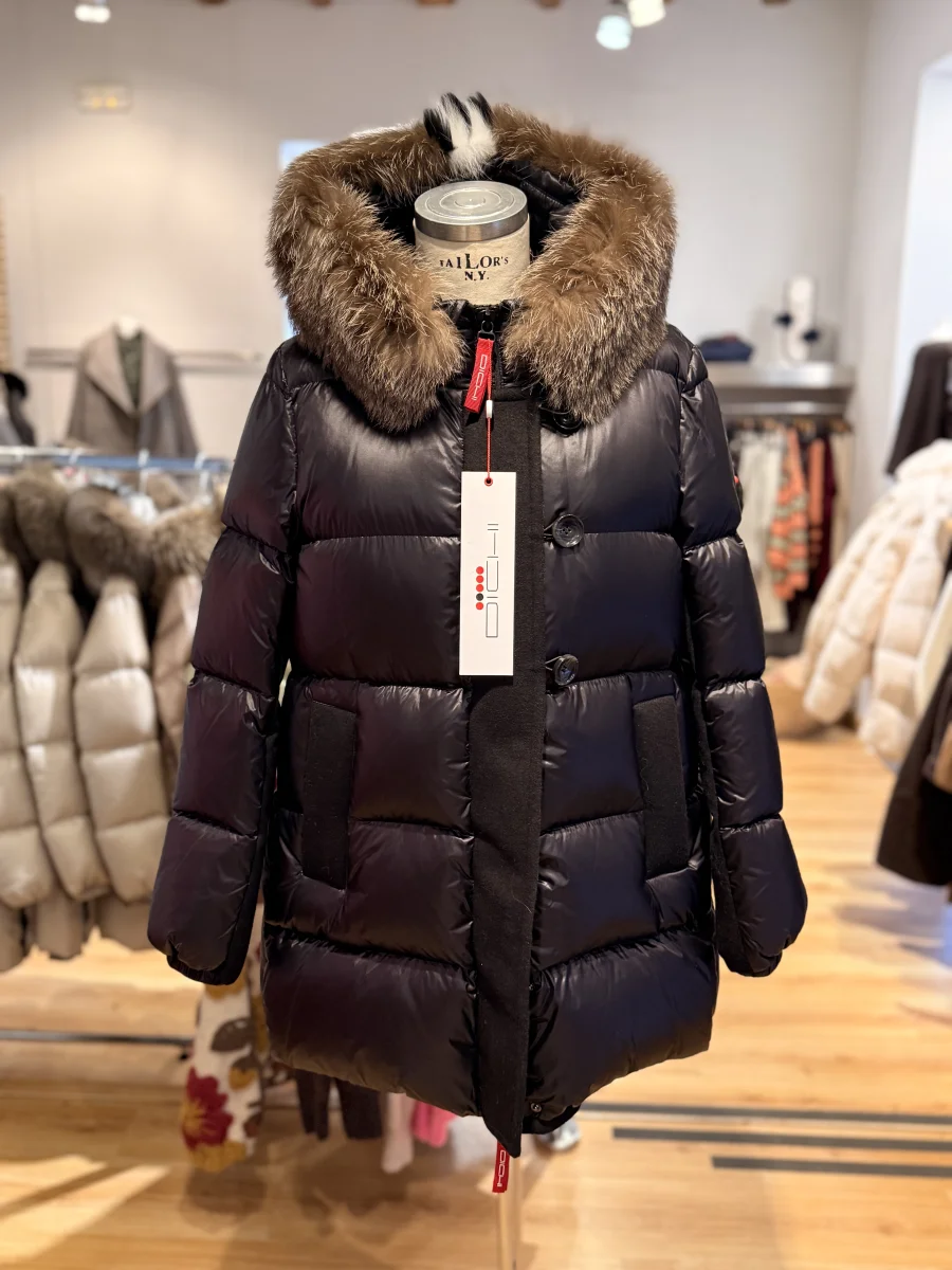 Anorak DICHI SAKARI Negro | COBRE