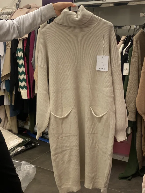 robe pull Colle rouler | Astra boutique 