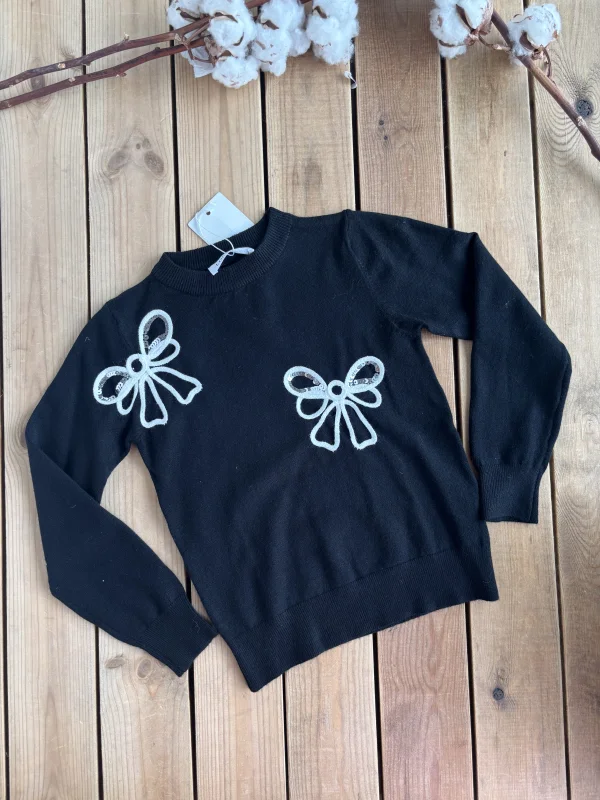 Pull noir fleur bijou | Lena in Love 