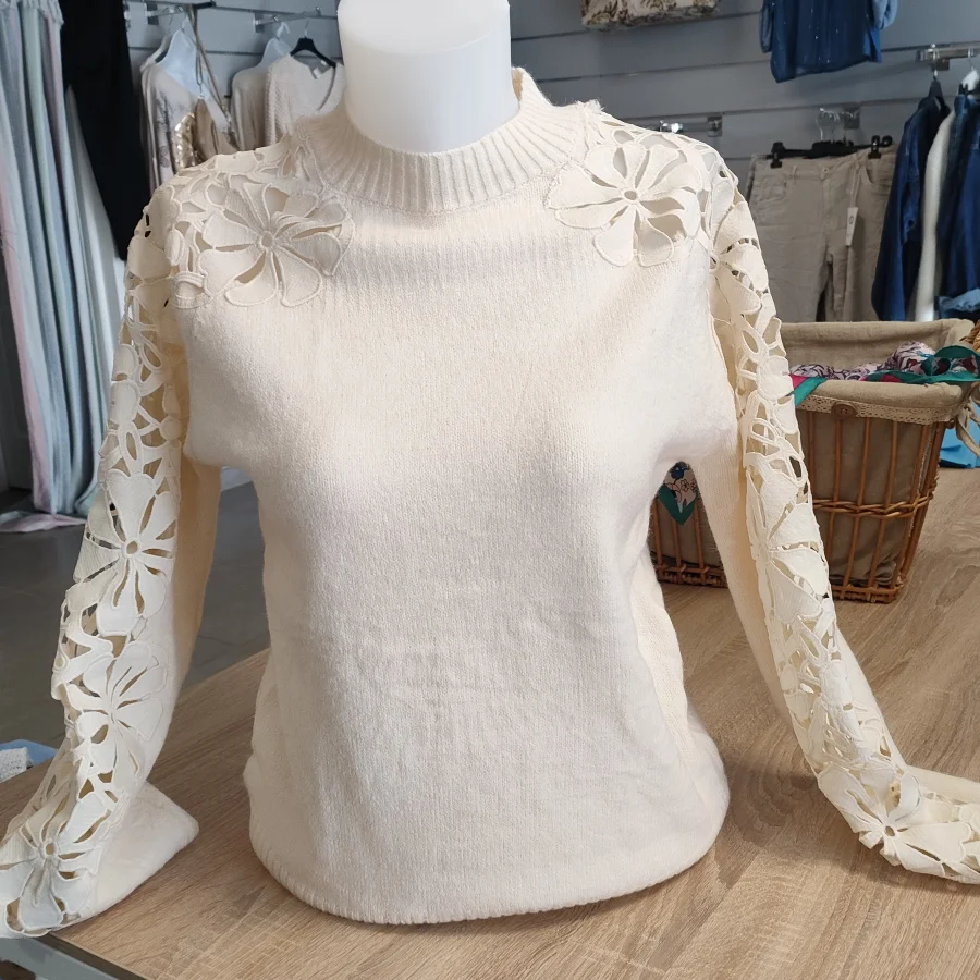 Pull manche dentelle  | Etincelle 