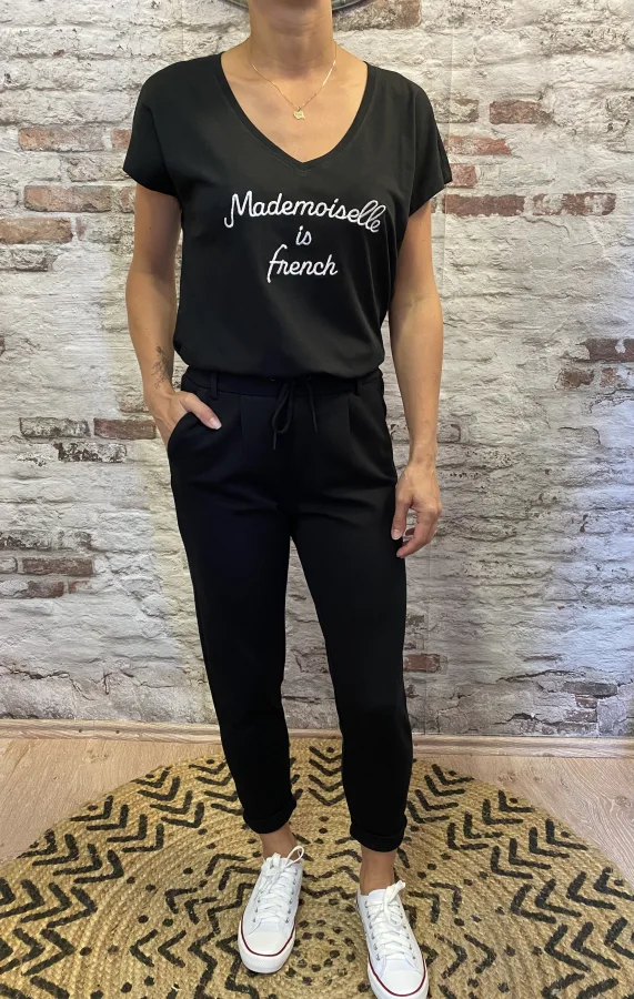 T-shirt Mademoiselle is french | Jus de coco 